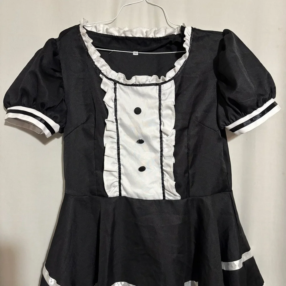 Black & White Girls Maid Dress Halloween Costume Size XL - Picture 2 of 10
